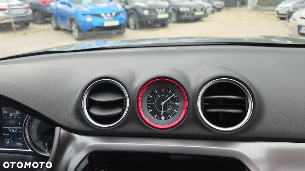 Suzuki Vitara 1.5 Dualjet Hybrid AGS Comfort+ - 39