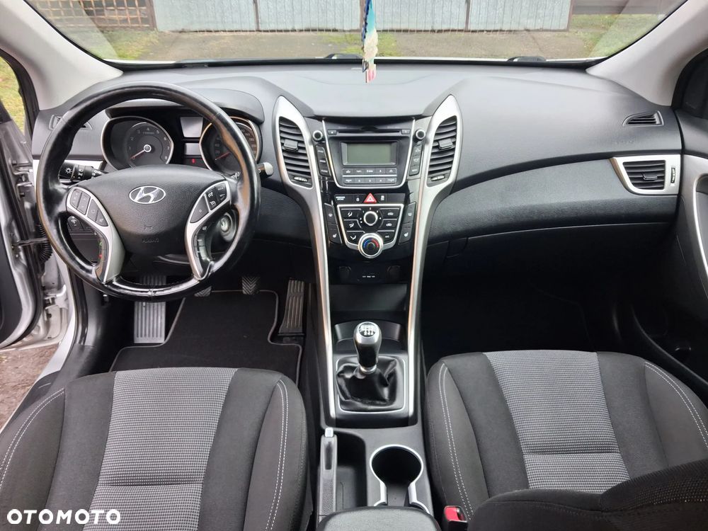 Hyundai i30 1.4 Trend - 18