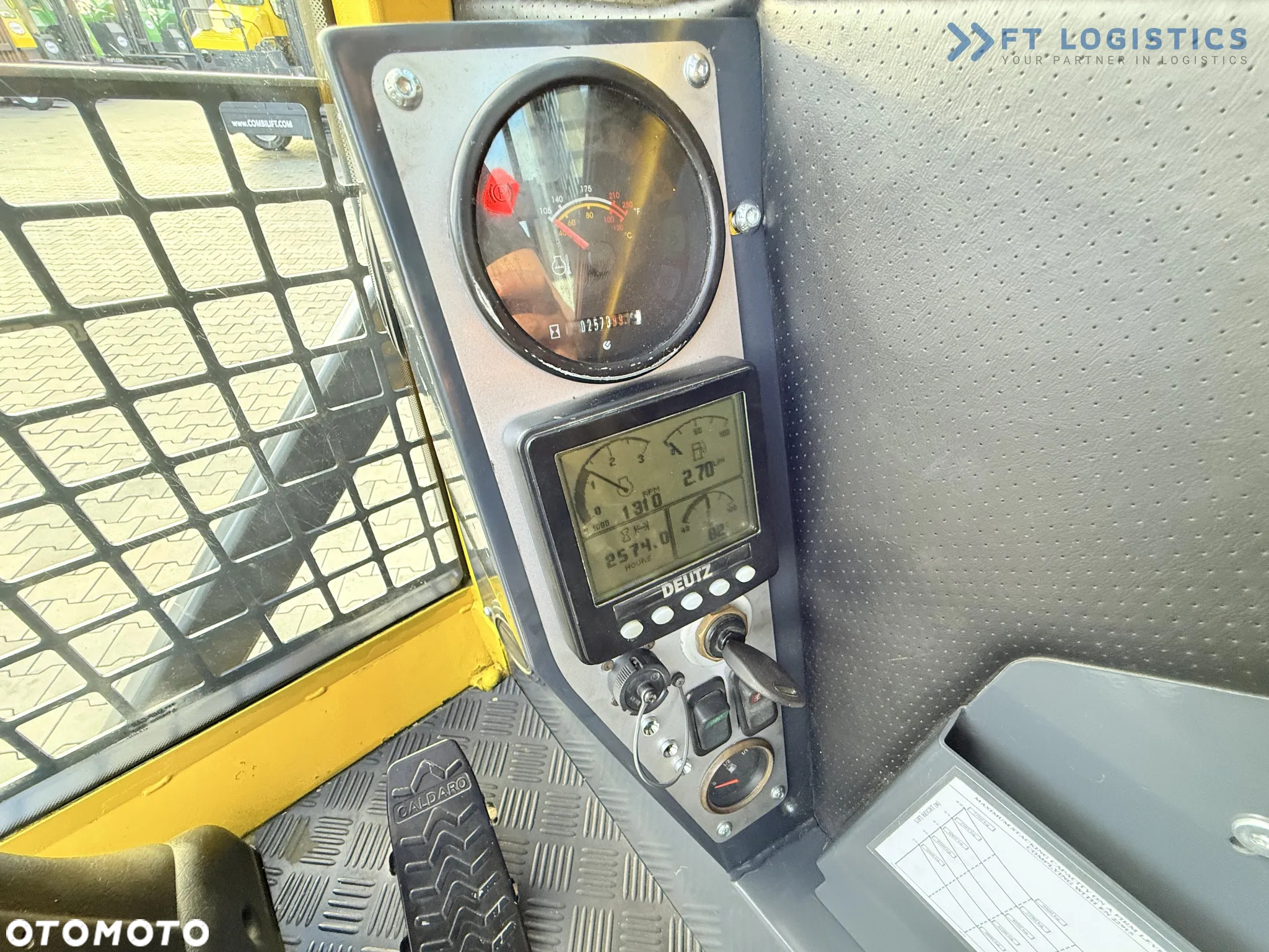 Combilift WÓZEK BOCZNY / C5000FSL / DIESEL / DUPLEX 4100MM /JEDYNE 2573 MOTOGODZIN / PEŁNA KABINA / STAN IDEALNY / NOWE OPONY / Szeroka oferta wózków czterokierunkowych i bocznych, dopasowanych do różnorodnych potrzeb i zastosowań - 15