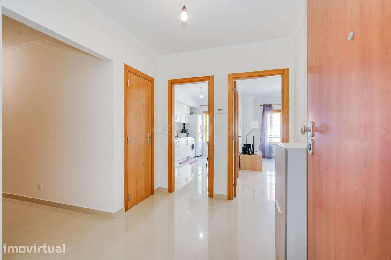 Apartamento T2 com Varanda em Loures - Oportunidade Única! - Grande imagem: 4/23