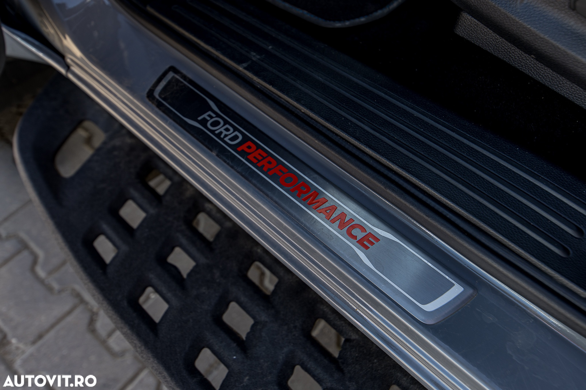 Ford Raptor - 14