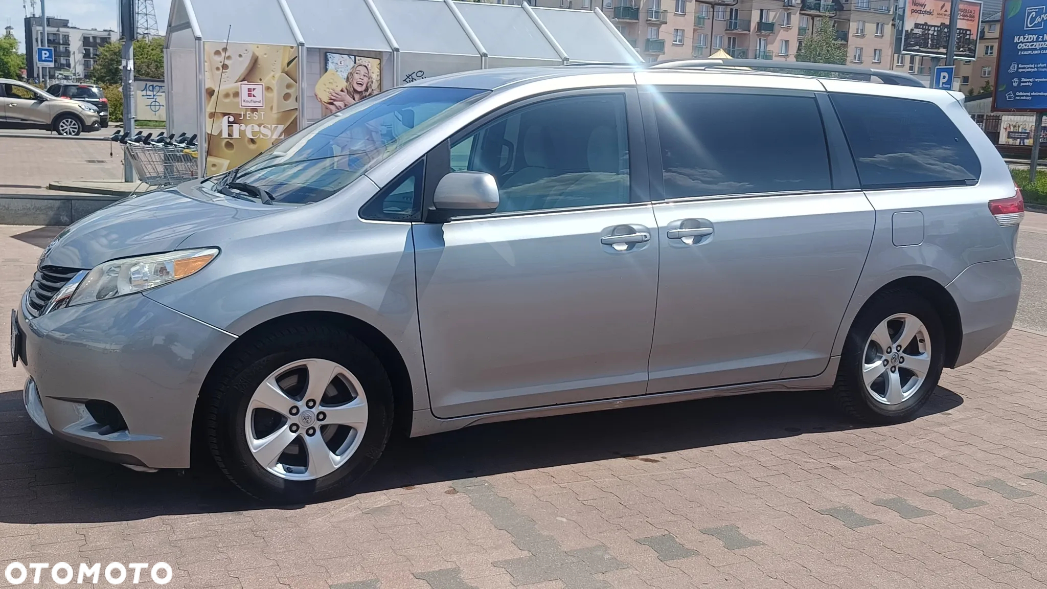 Toyota Sienna 3.5 V6 SE - 17