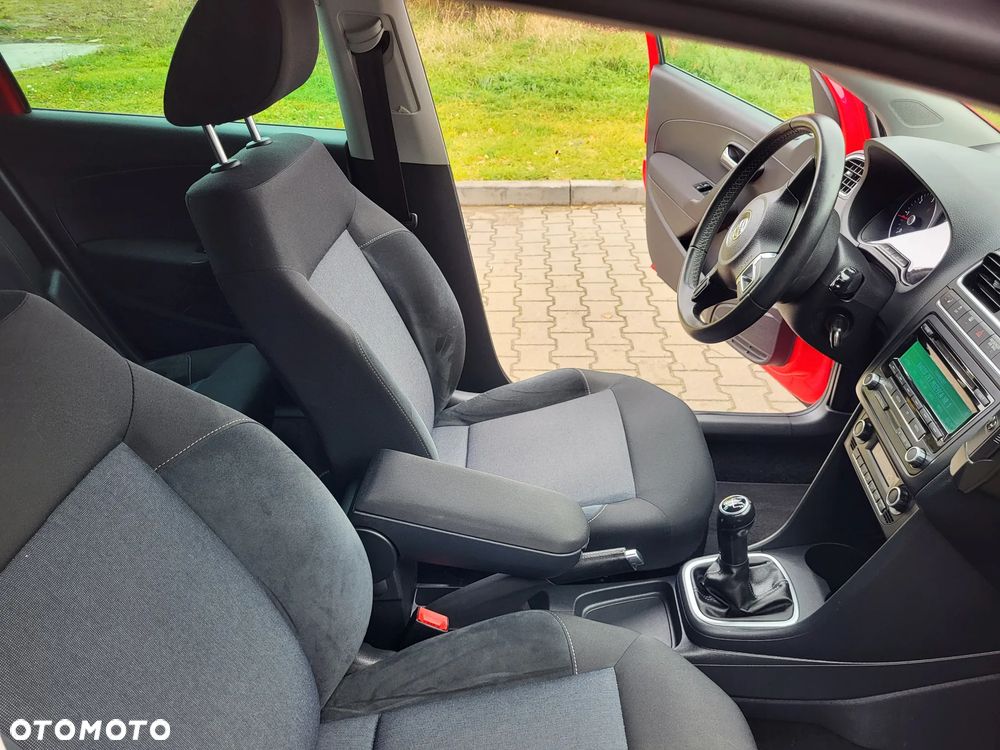 Volkswagen Polo - 16