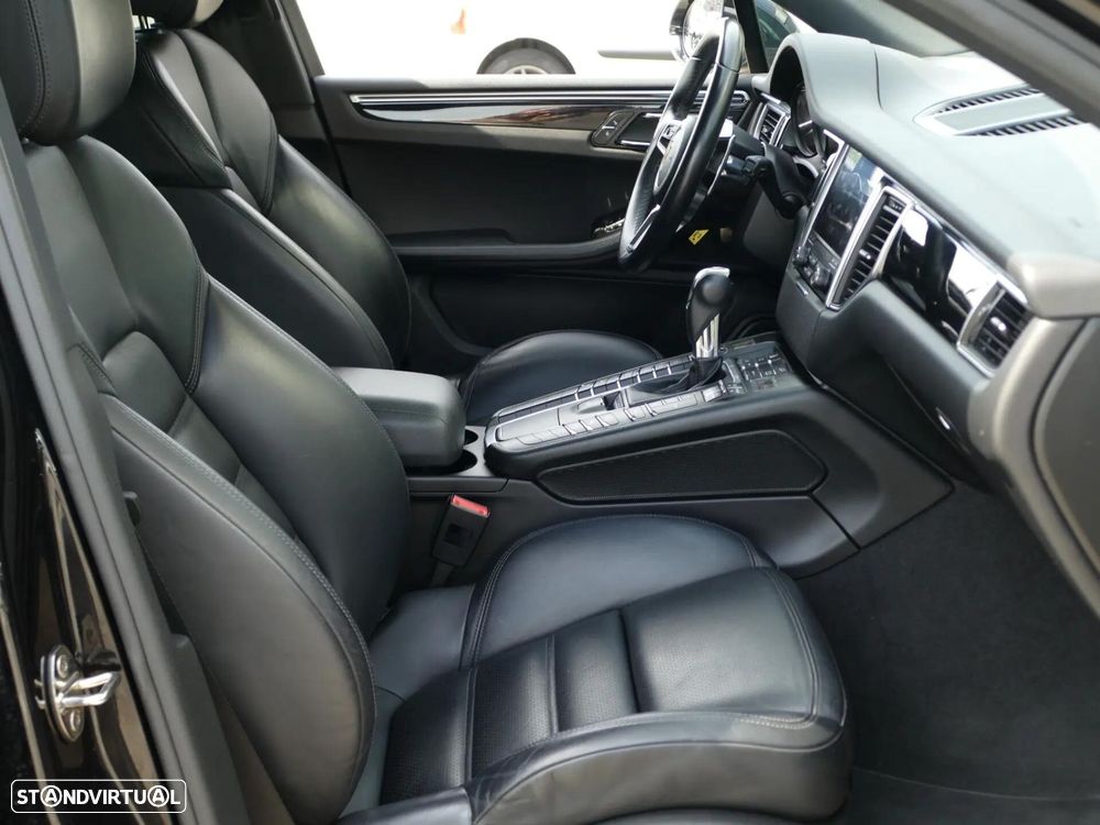 Porsche Macan S - 34