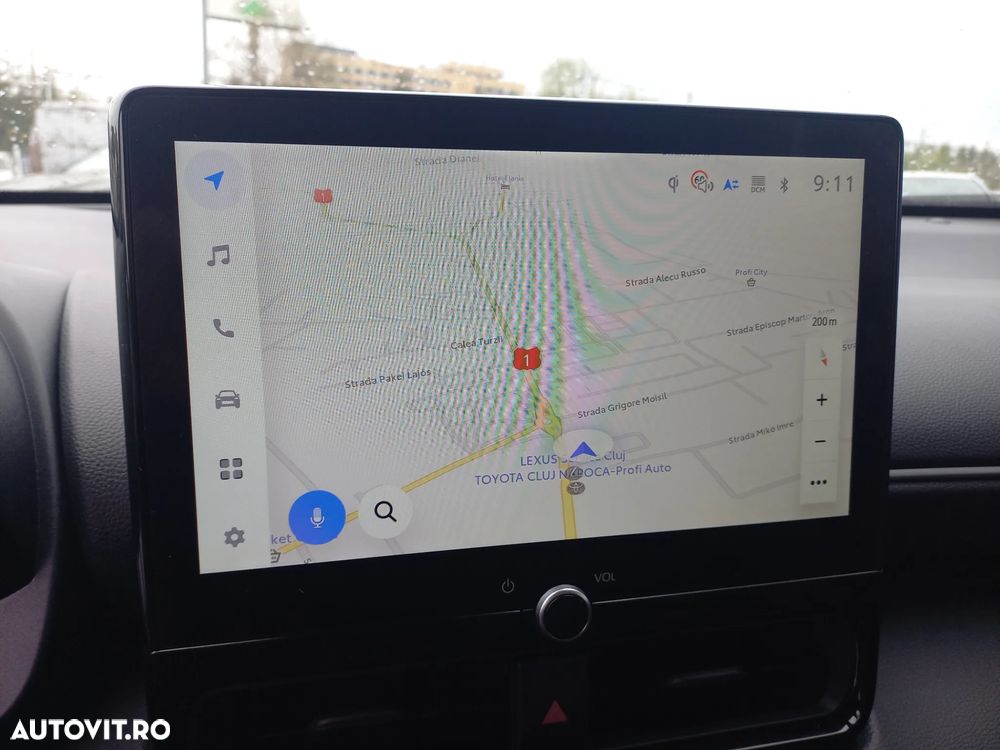 Toyota Yaris 1.5 VVT-i HSD Dynamic Bi-tone - 22