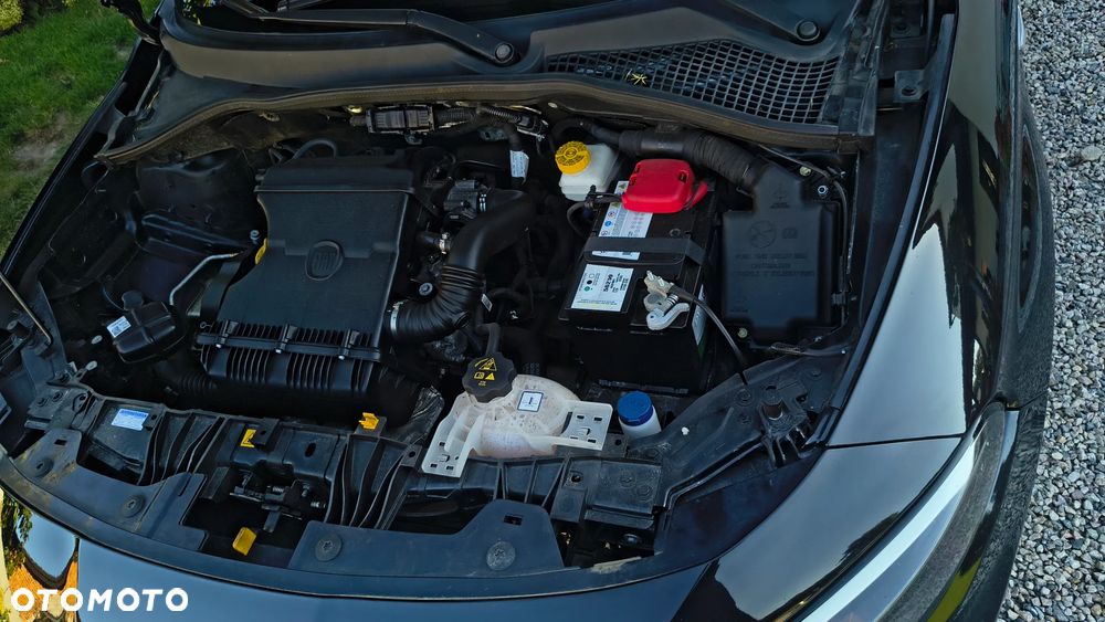 Fiat Tipo - 12