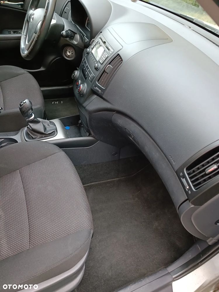 Hyundai i30 1.4 Comfort - 9