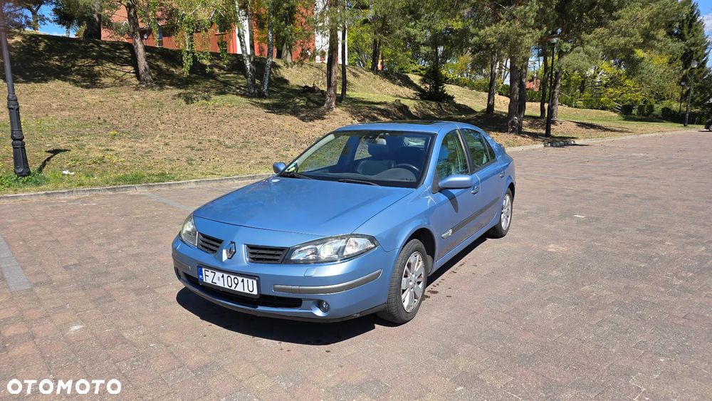 Renault Laguna 2.0 Luxe Privilege - 1