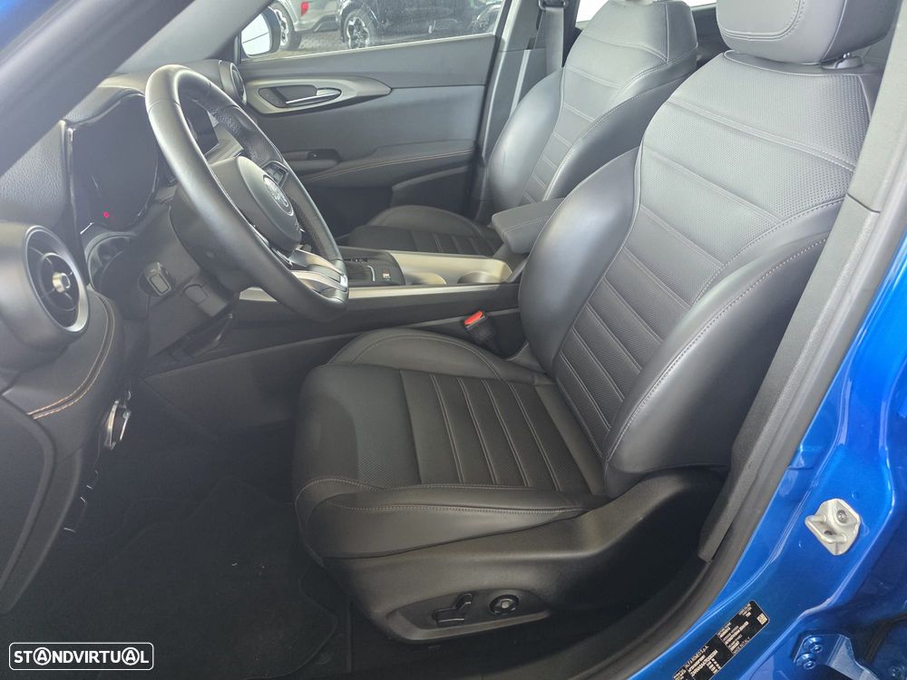 Alfa Romeo Tonale 1.5 Hybrid Sprint - 17