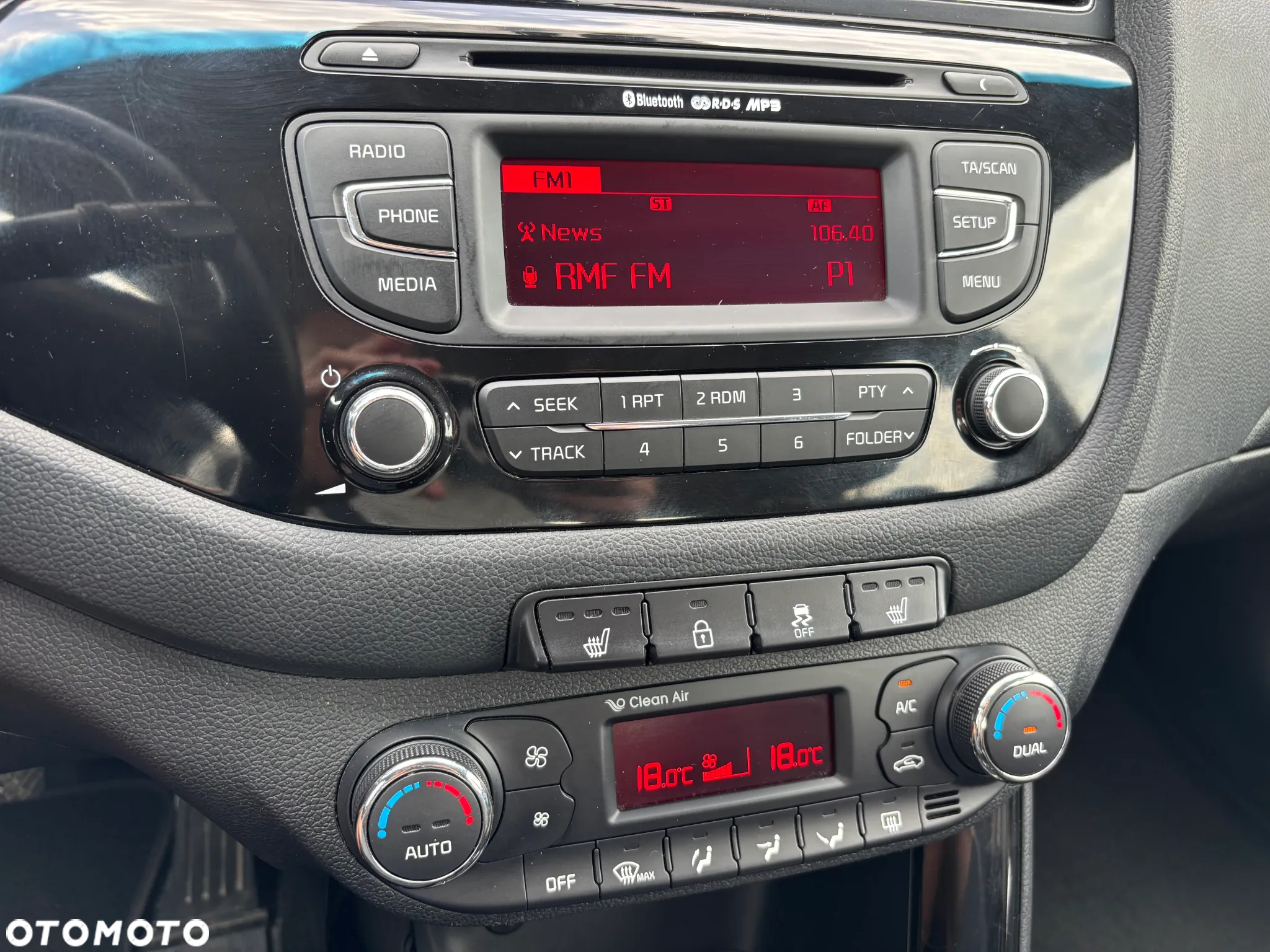 Kia Ceed 1.6 CRDi 128 Dream Team Edition - 25