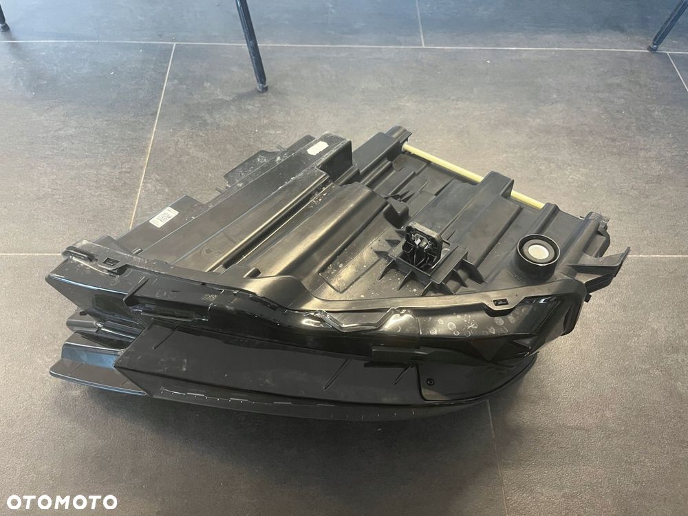 lampa prawa przednia audi q4 e-tron 89a - 6