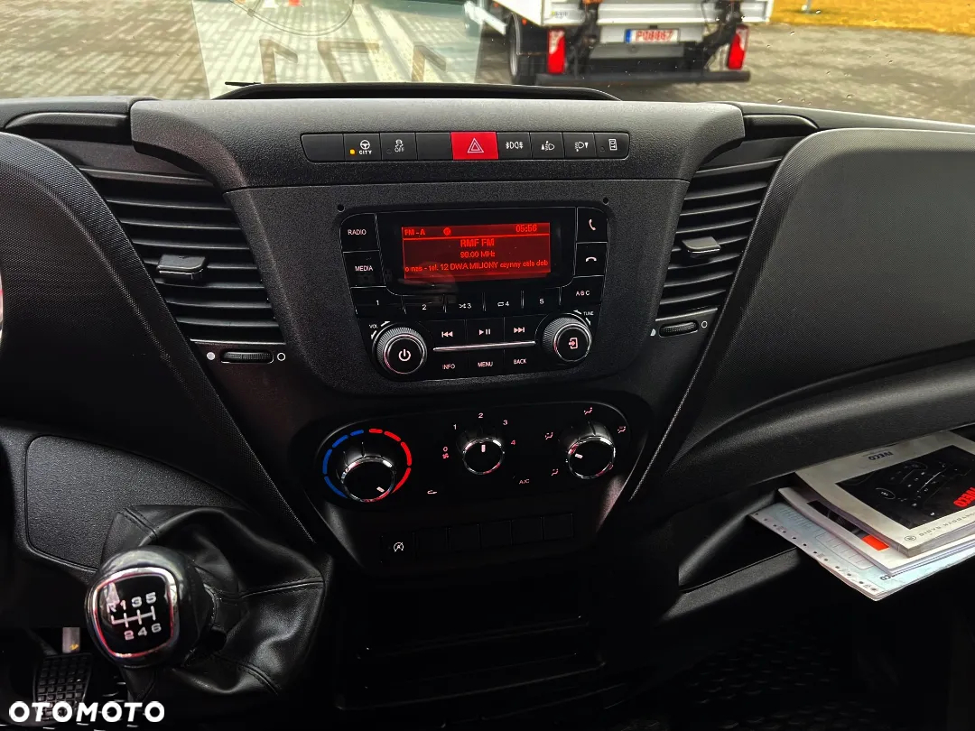 Iveco Daily 35S14 Blaszak L3H2 Nowy Model - 10