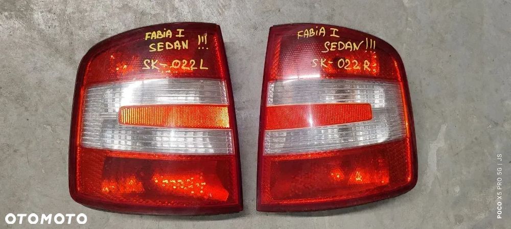 SKODA LAMPY LAMPA TYŁ TYLNE PRAWE LEWE - 10