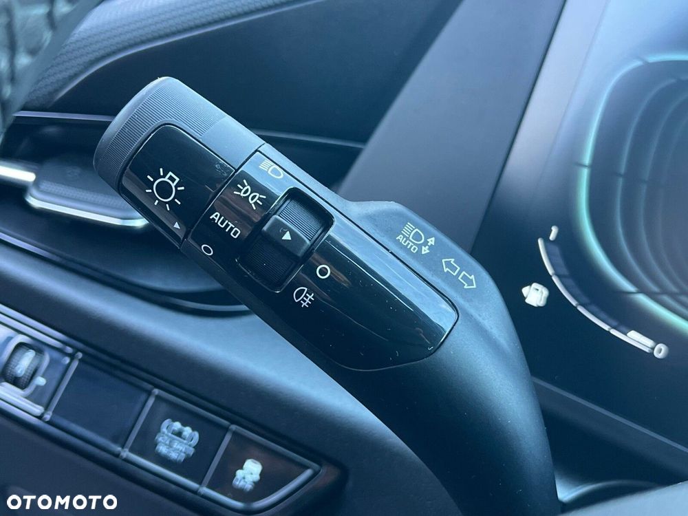 Kia Niro 1.6 GDI Hybrid M - 19