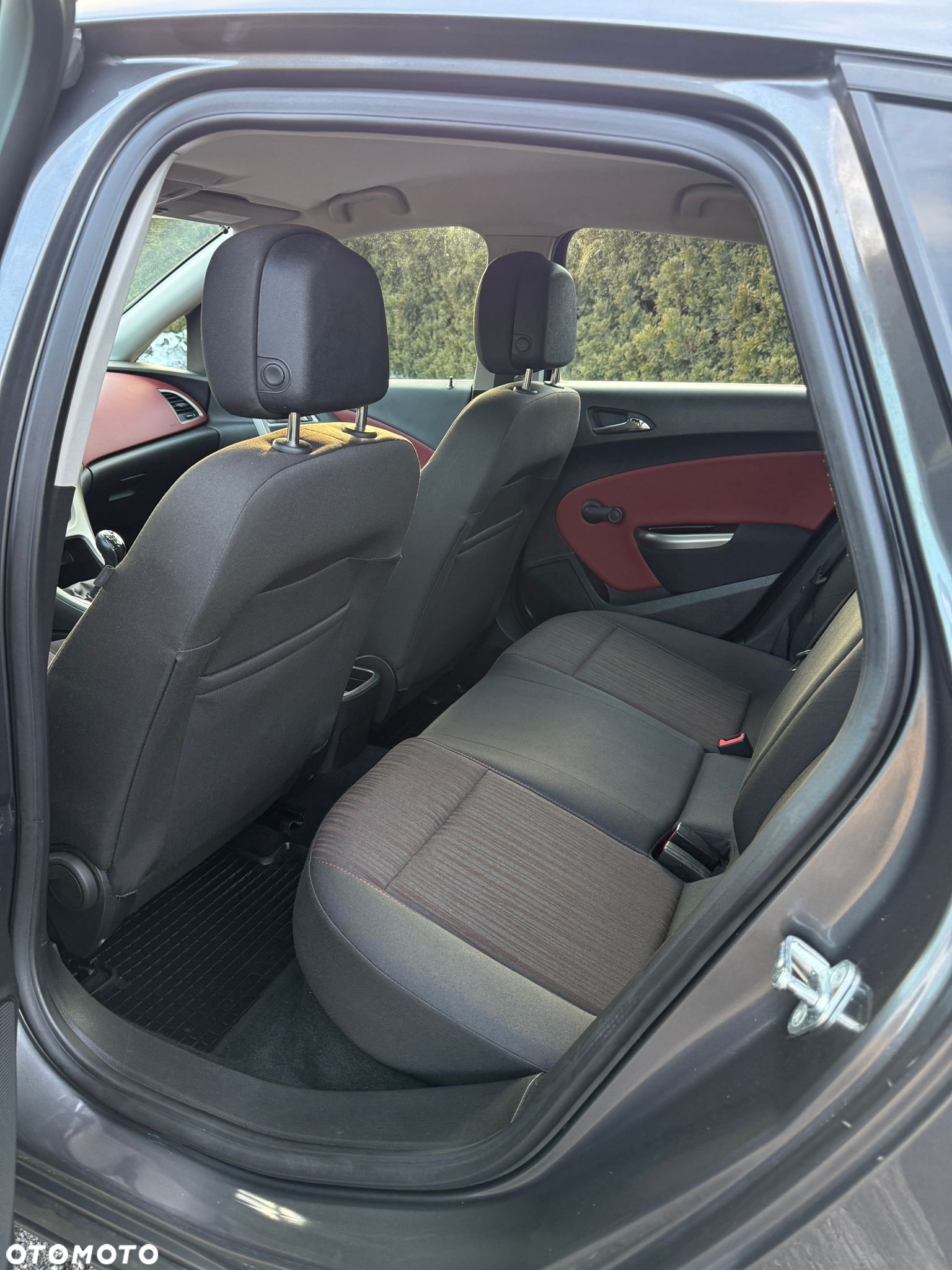 Opel Astra IV 1.6 Cosmo - 27