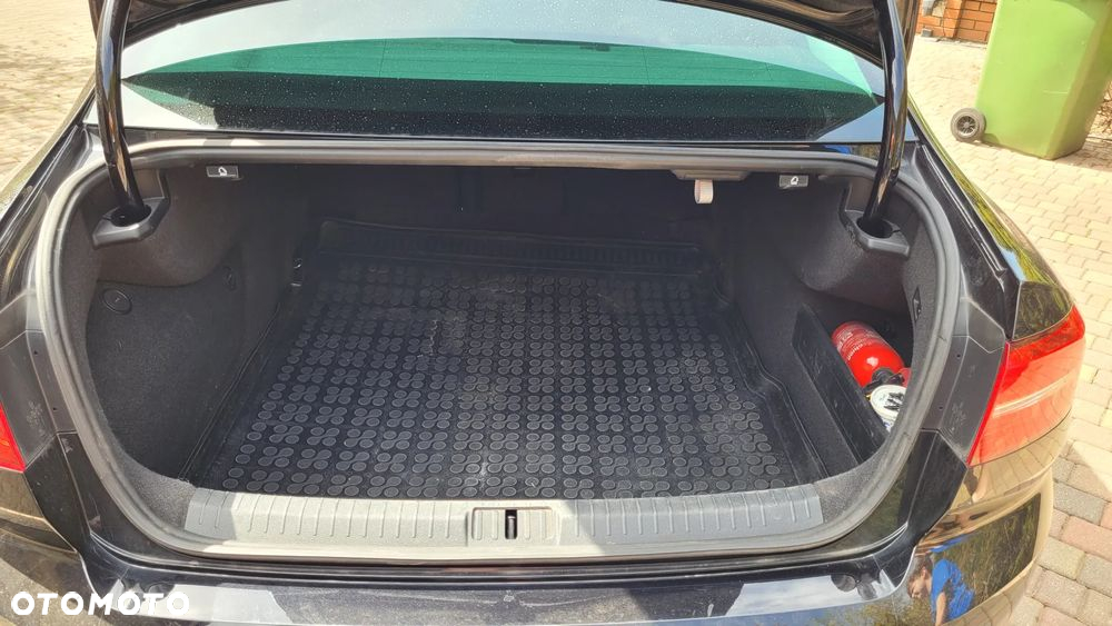 Volkswagen Passat 2.0 TDI 4Mot Elegance DSG - 10