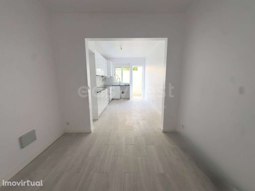 Espetacular Apartamento T3 com logradouro em Amora - Grande imagem: 3/17