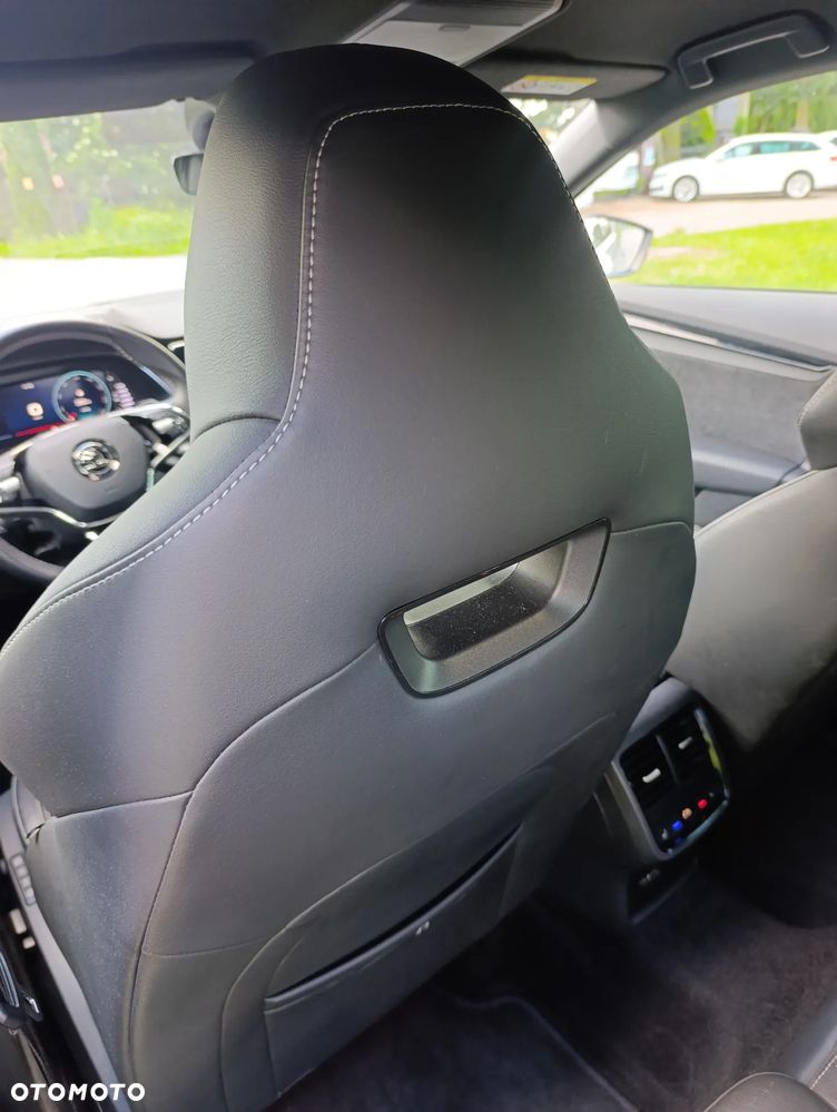 Skoda Octavia 2.0 TSI RS 245 DSG - 23