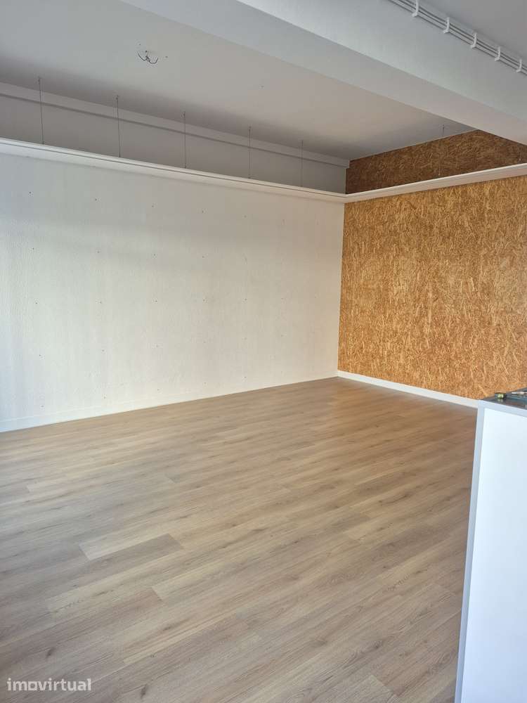 Espaço comercial 69 m² com armazém – Mariadeira, Póvoa de Varzim - Grande imagem: 4/14