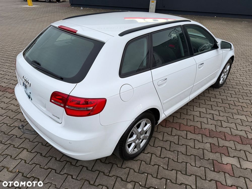 Audi A3 Sportback - 5