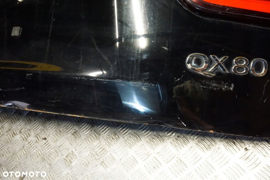 INFINITI QX80 2018 - 2024 Klapa Tylna Bagażnika Spoiler Lampa Tył USA - 10