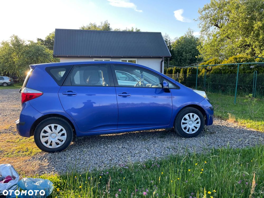 Toyota Verso S 1.33 VVT-i Start-Stop Life - 4