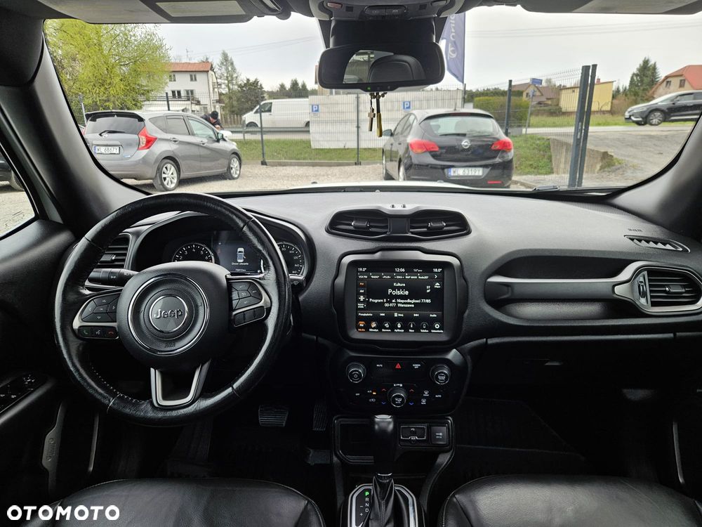 Jeep Renegade 1.3 T-GDI Limited - 31