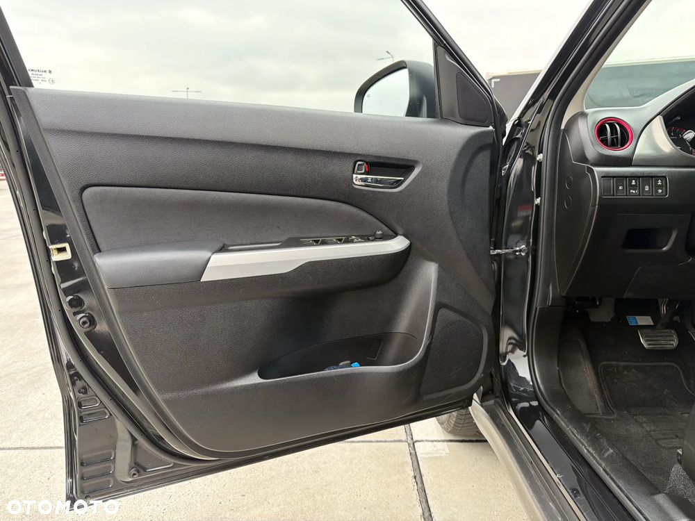 Suzuki Vitara 1.4 Boosterjet Premium 2WD - 10