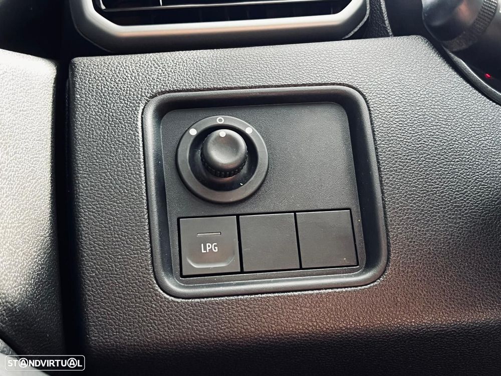 Dacia Duster 1.0 TCe ECO-G Expression Bi-Fuel - 36