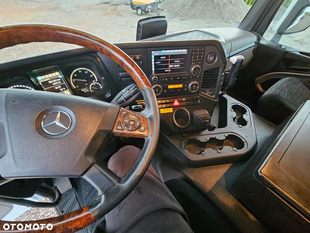 Mercedes-Benz Antos - 13