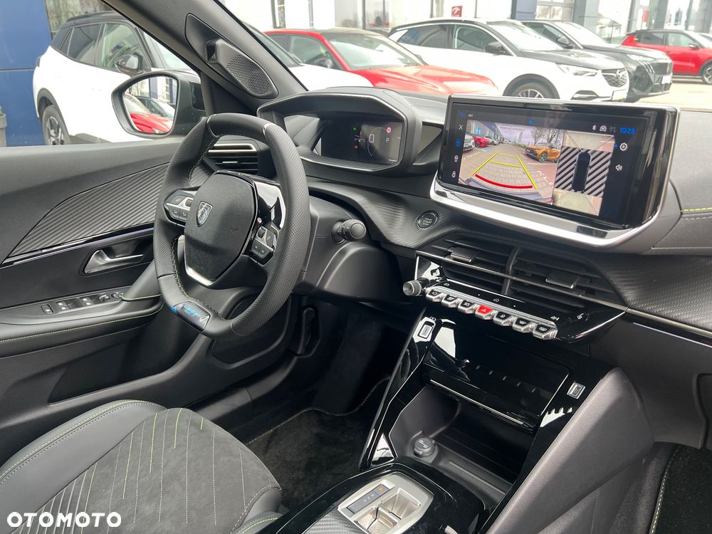 Peugeot 2008 PureTech mHEV GT Exclusive e-DCS6 - 18