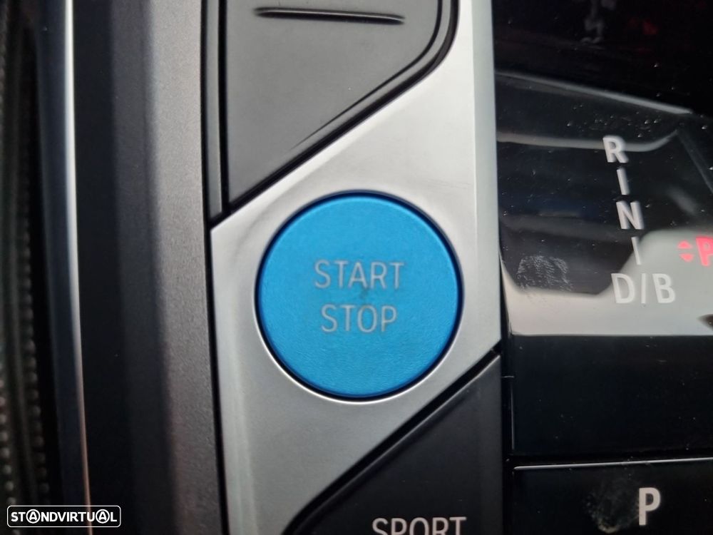 BMW i4 eDrive40 - 24