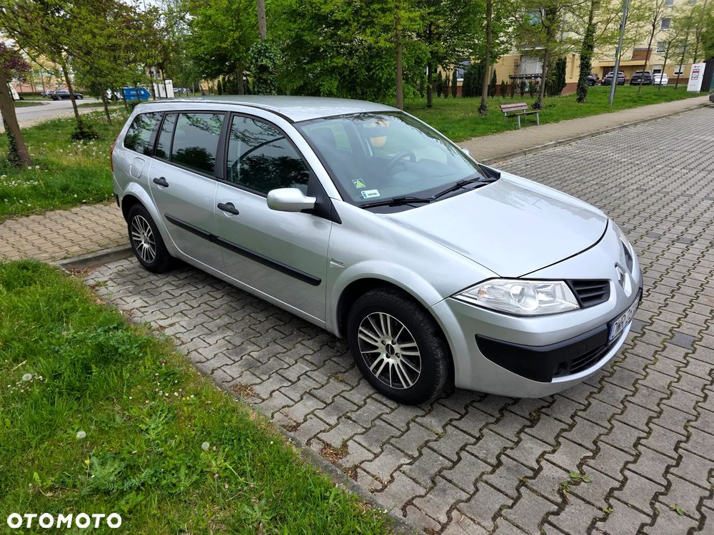 Renault Megane 1.6 16V 110 Dynamique - 4