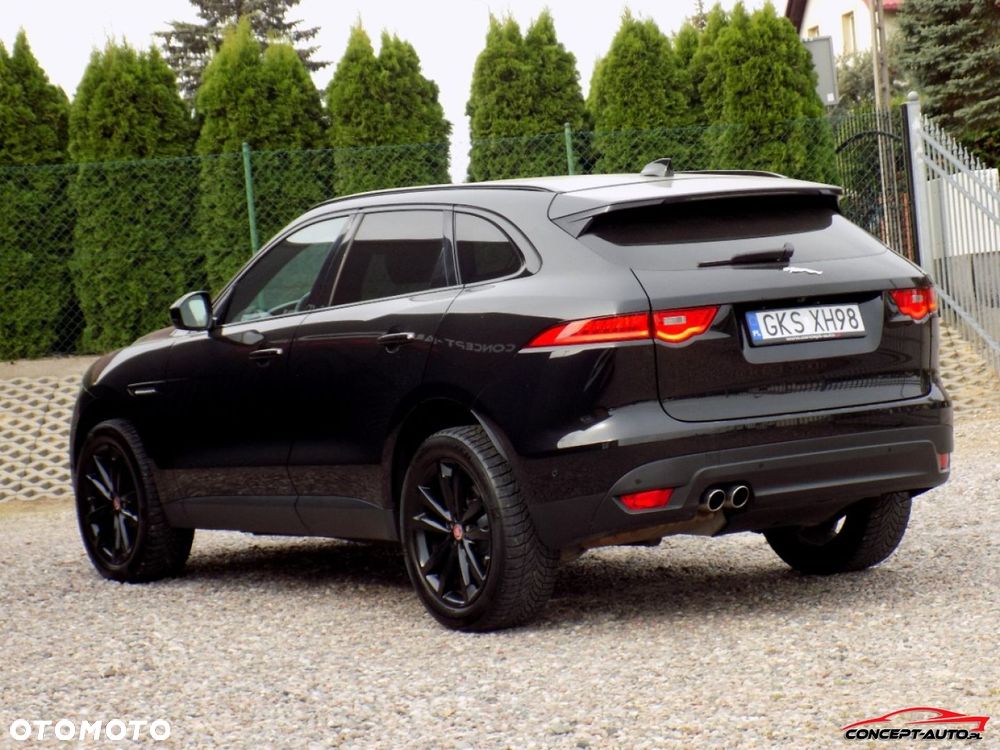Jaguar F-Pace - 15