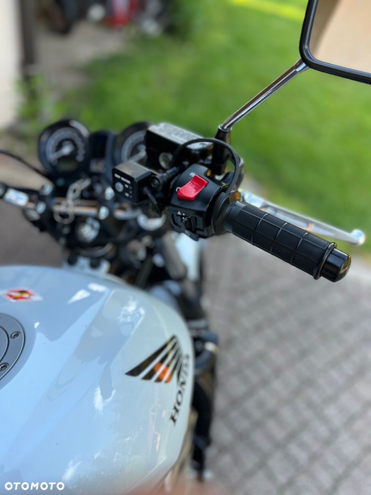 Honda CBF - 10