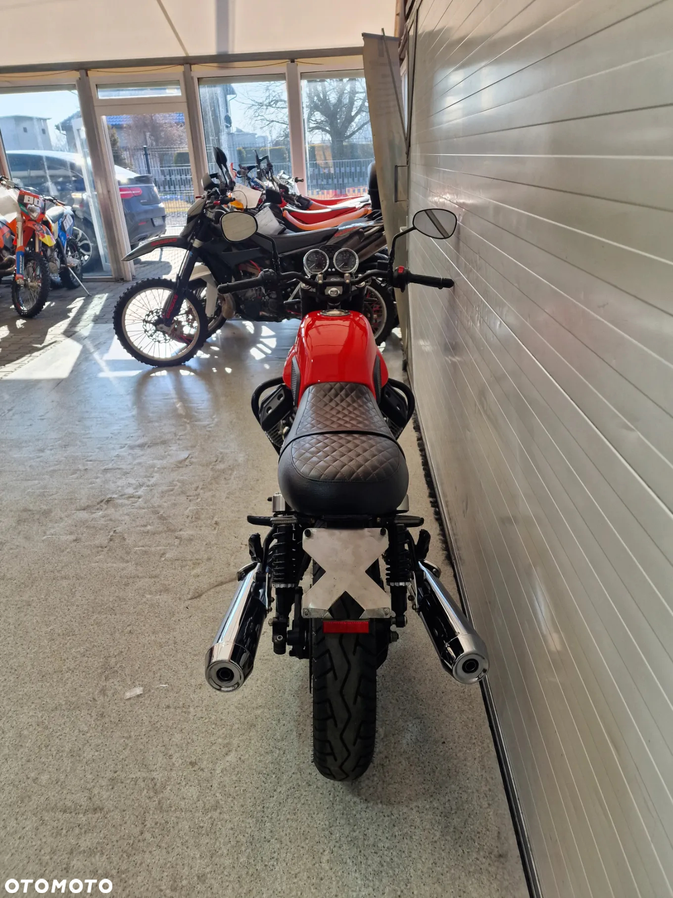 Moto Guzzi V7 - 8