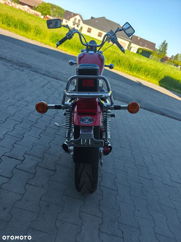 Suzuki VS - 16