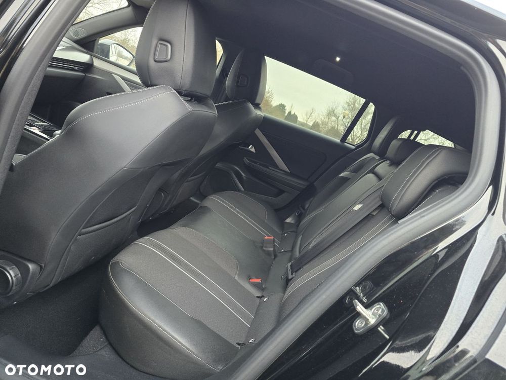 Opel Astra 1.2 Turbo Automatik GS Line - 9