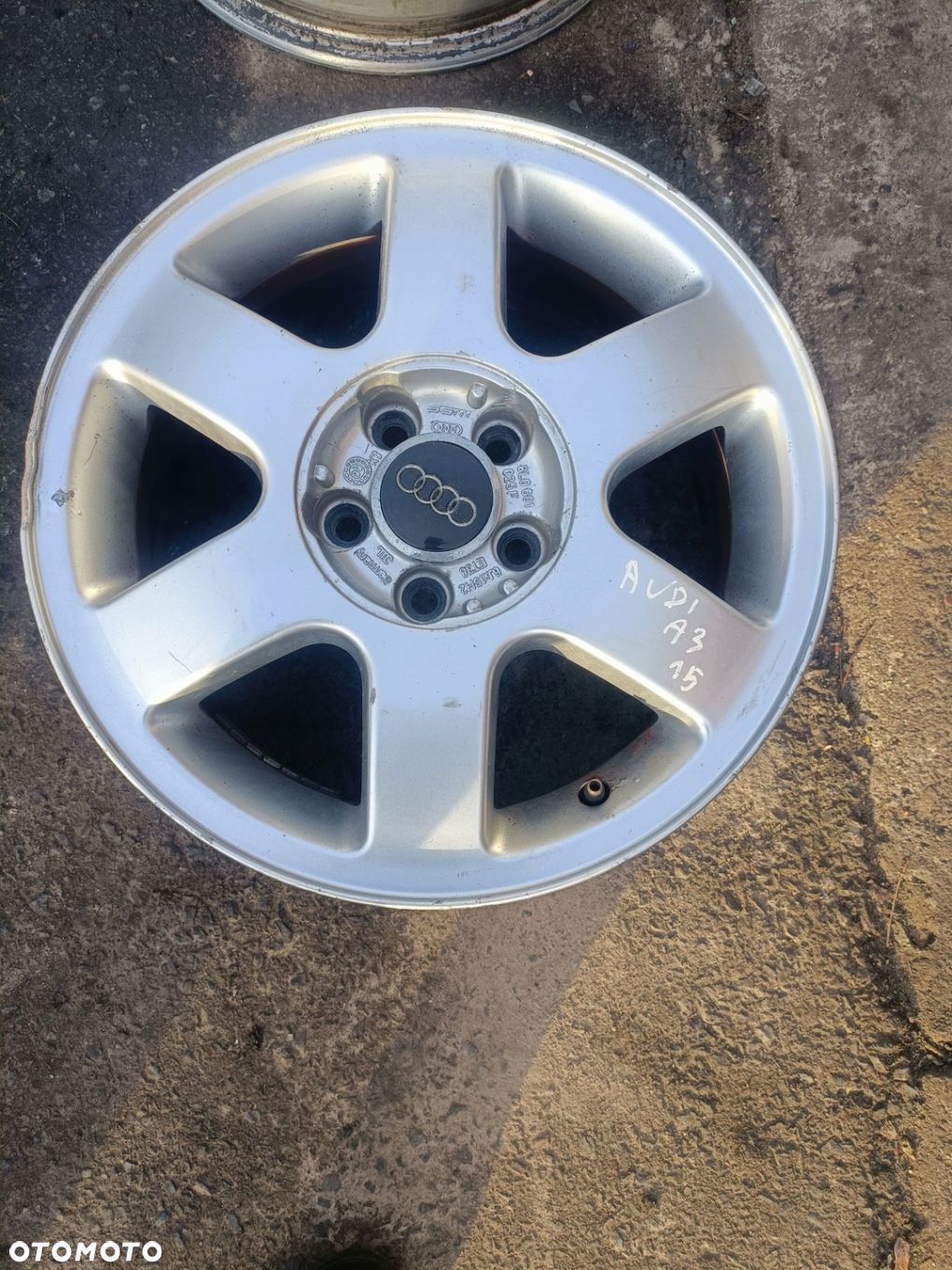 AUDI A3 alufelgi felgi 15 6Jx15H2 ET38 4 sztuki komplet * - 4
