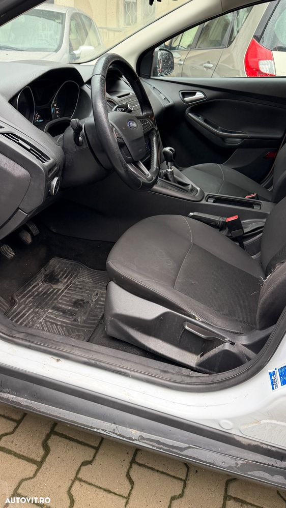Ford Focus 1.5 EcoBlue Connected - 9