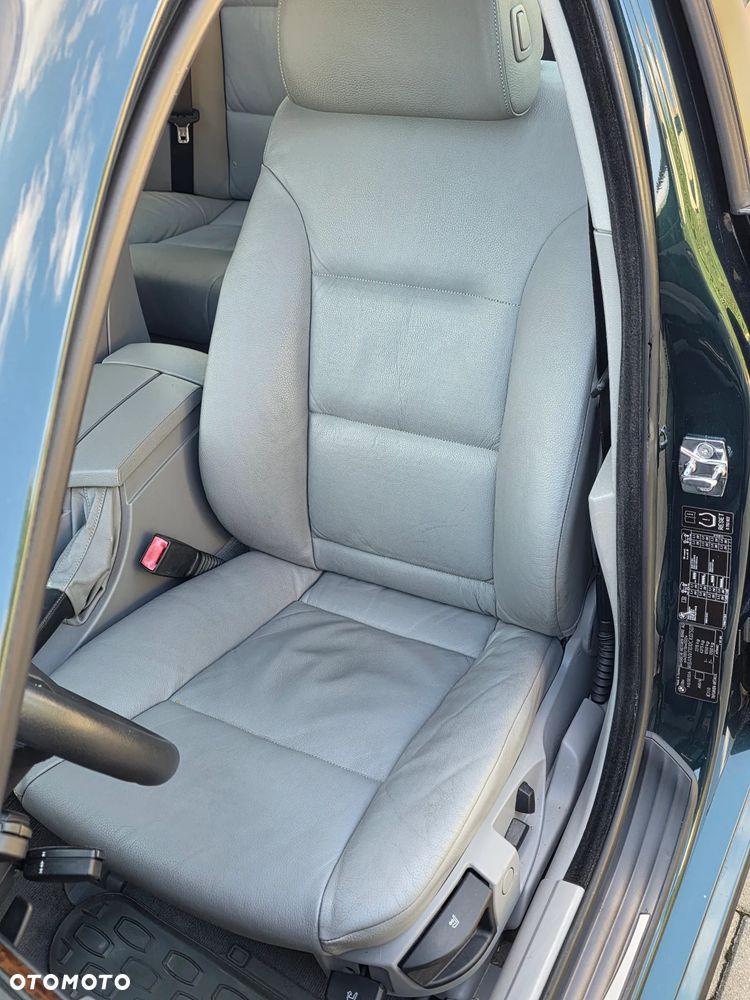 BMW Seria 5 530xi - 24