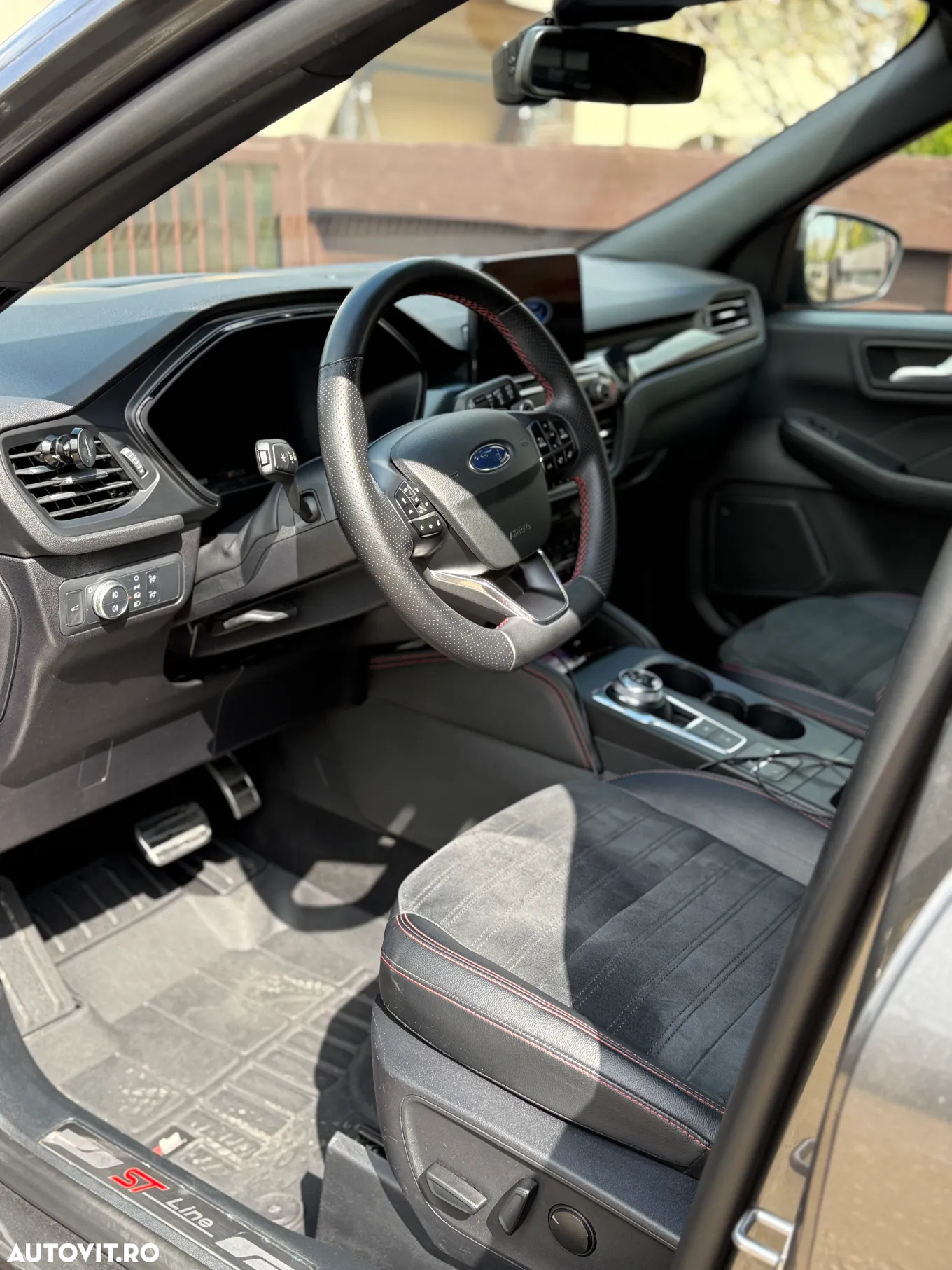 Ford Kuga 2.0 EcoBlue A8 AWD ST Line X - 24