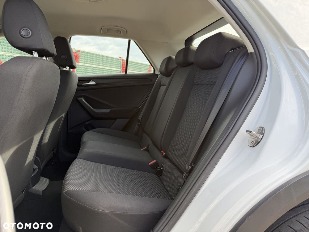 Volkswagen T-Roc - 28