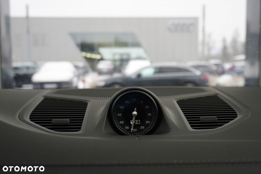 Porsche Cayenne S - 22