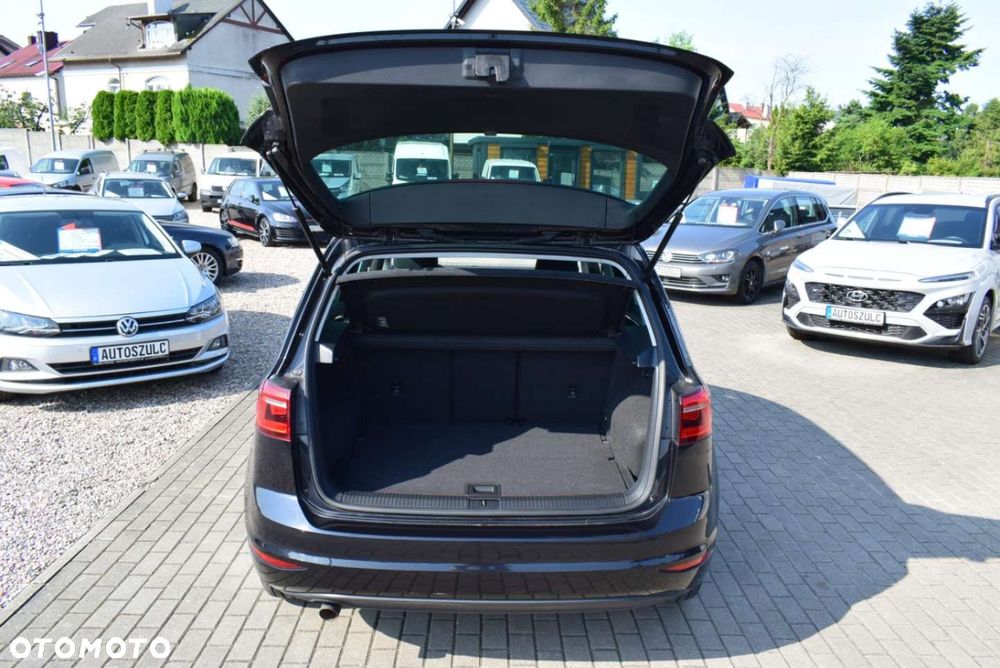 Volkswagen Golf Sportsvan - 10
