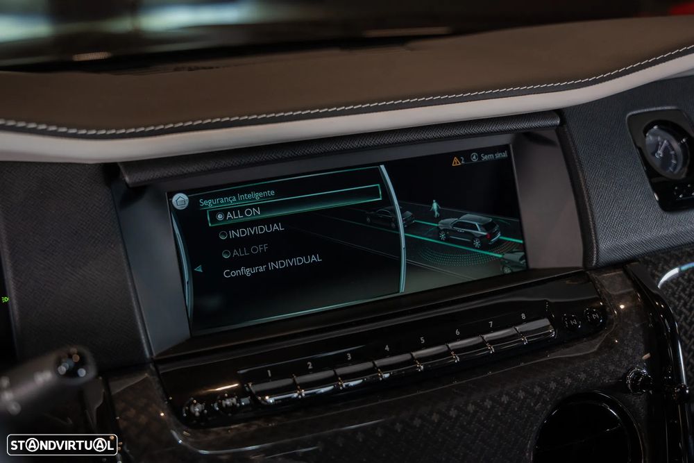 Rolls Royce Cullinan Black Badge - 24