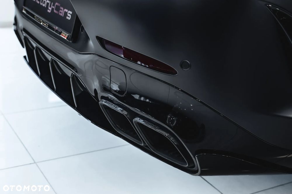 Mercedes-Benz AMG GT - 12
