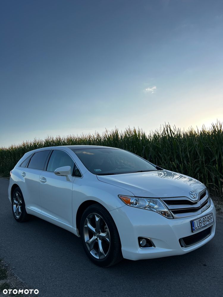 Toyota Venza 3.5 V6 AWD - 1