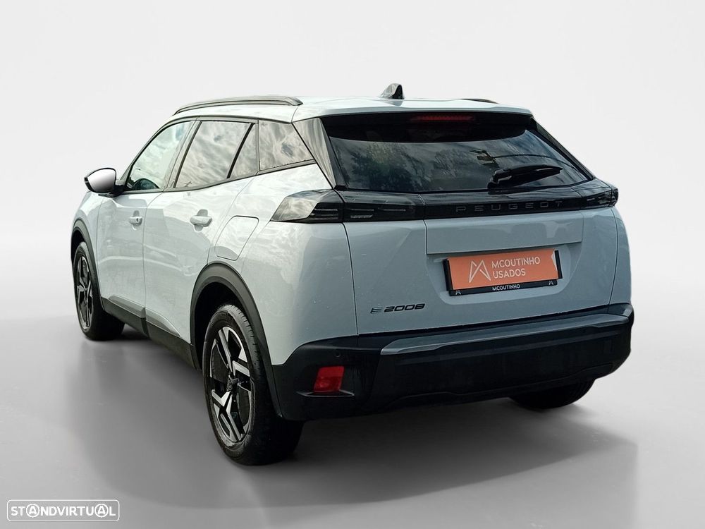 Peugeot e-2008 54 kWh Allure - 3