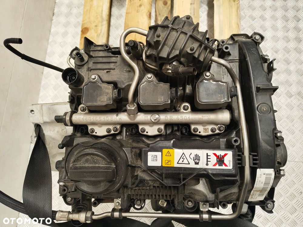 BMW F40 F45 F46 SILNIK BENZYNA B38A15A - 6